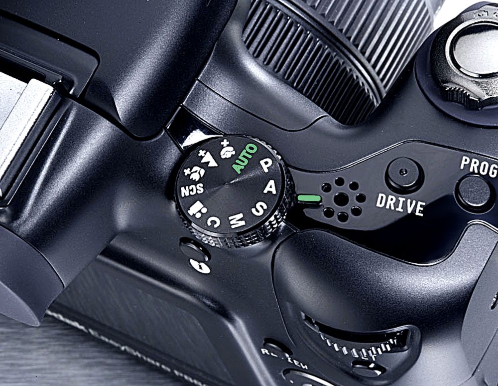 Kodak P880 digital camera